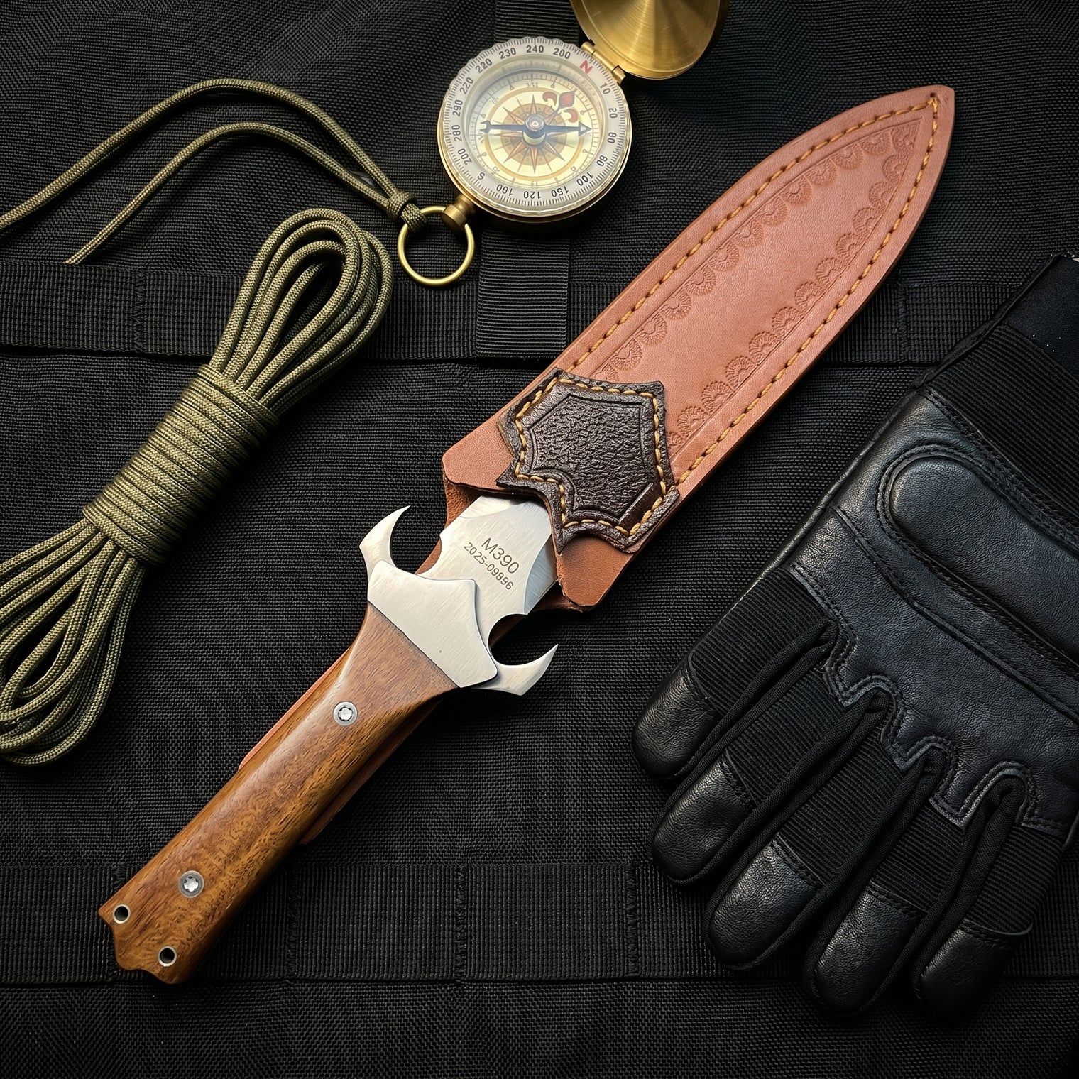 Damascus Outdoor Fixed Blade “The Arbiter” Tactical Knife 6881 – Outdoor Camping EDC Handcrafted Knife, Collector's Item, Gift, Display Piece, Artfully Forged Gift Edition, Outdoor Handcrafted