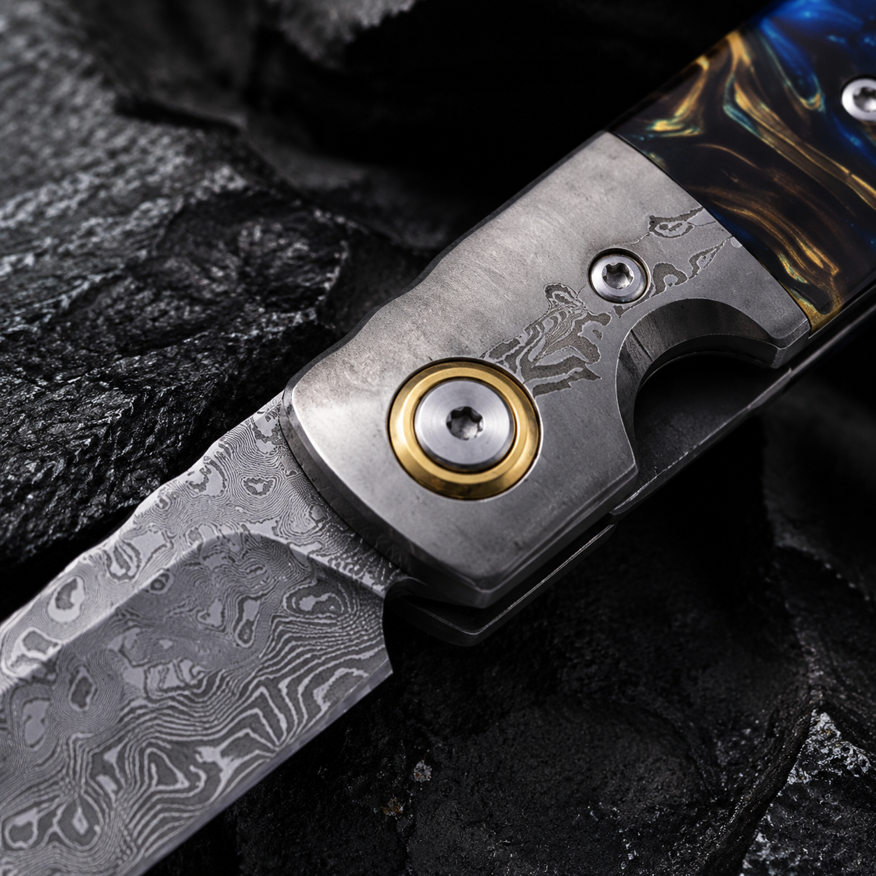 Xiu Shui Zuo·Folding Knife
