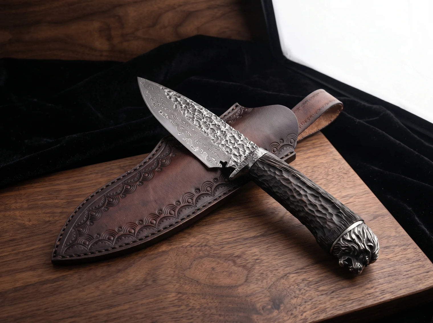 Damascus VG10 Fixed Blade Knife Outdoor EDC Lion - 4923