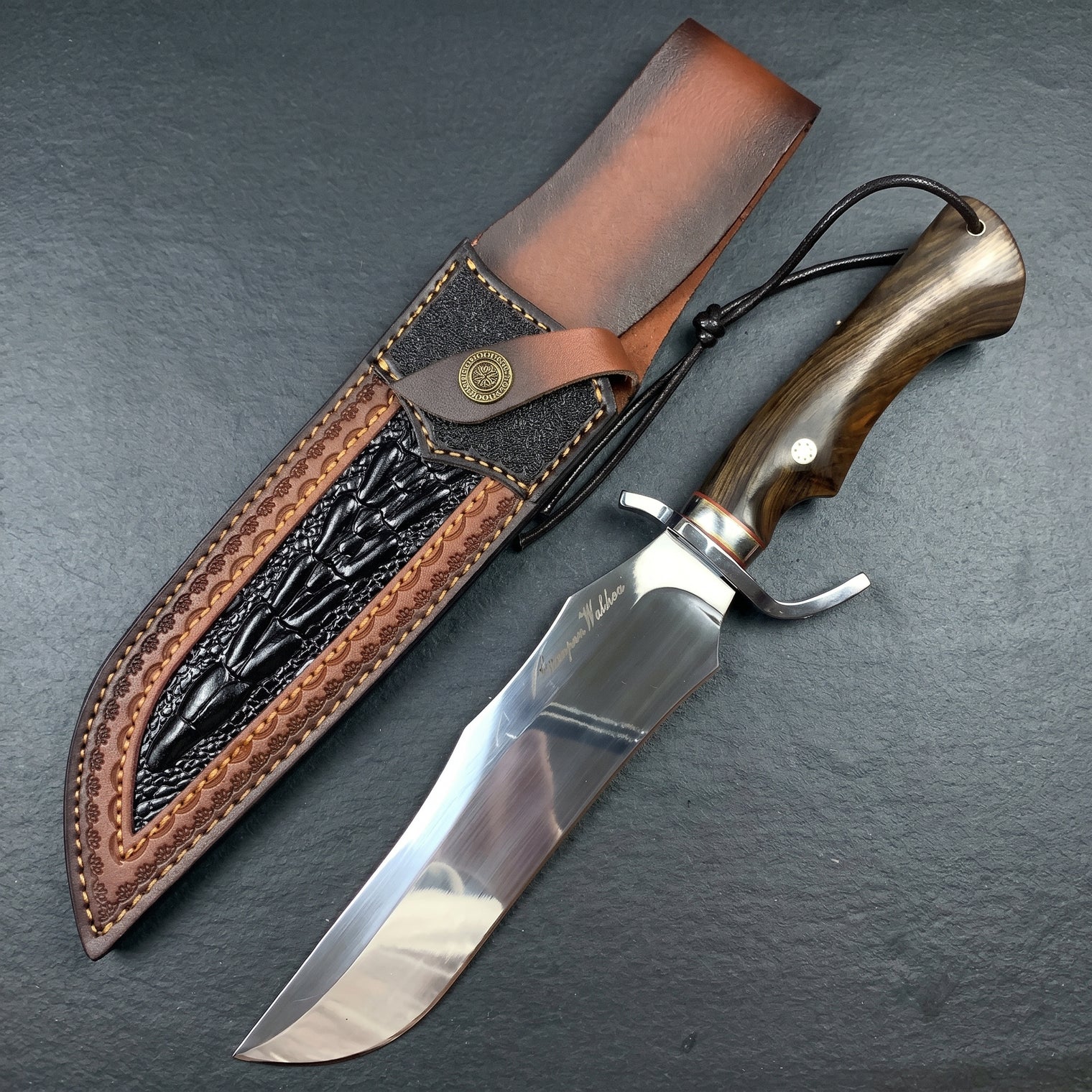Damascus Outdoor Fixed-Blade Knife: Grand Game Heavy-Duty Tactical Knife 6890 – Outdoor Camping, EDC, Handcrafted Knife, Collectible, Gift, Display, Forged Artwork, Outdoor