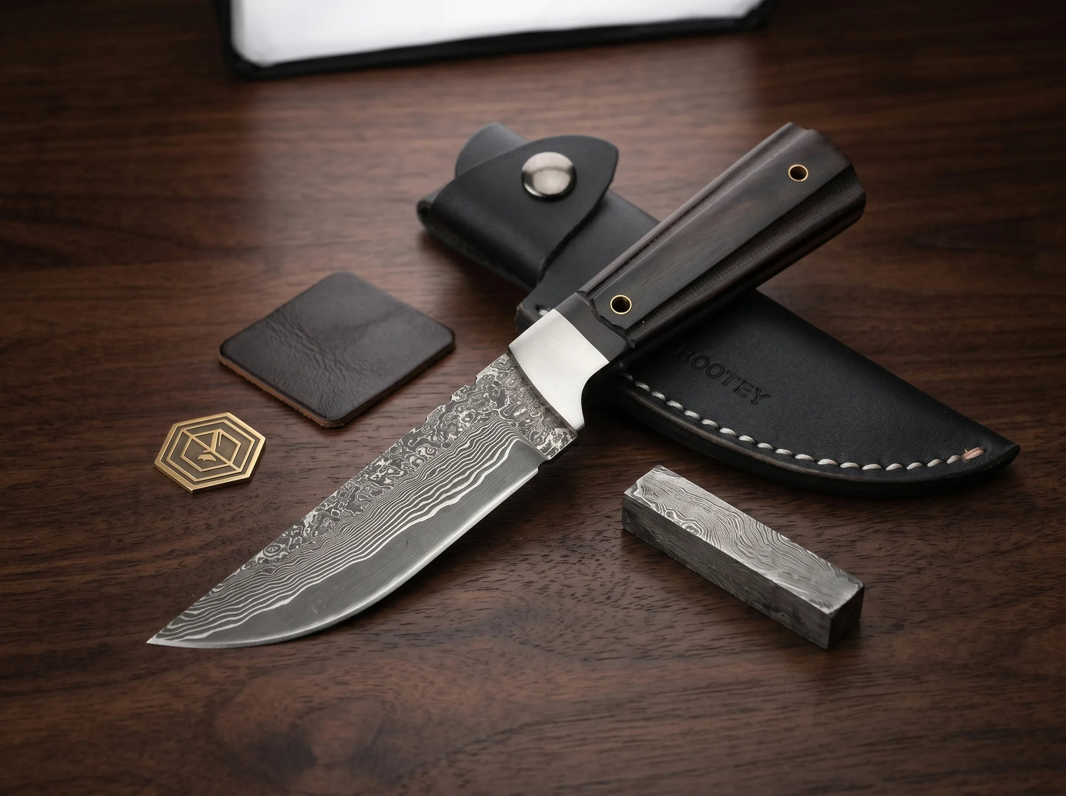 Damascus Outdoor Camping Knife Ebony EDC Blade - 2821